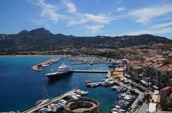 Aparthotel Les Castors Calvi (Corsica)